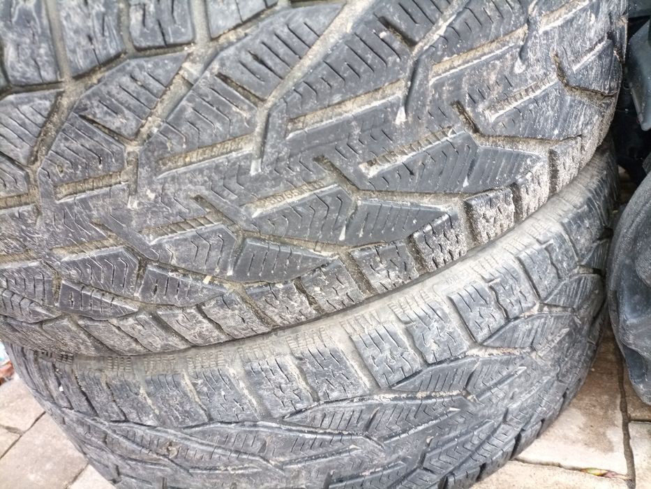 Vand 4 avelope in stare foarte buna