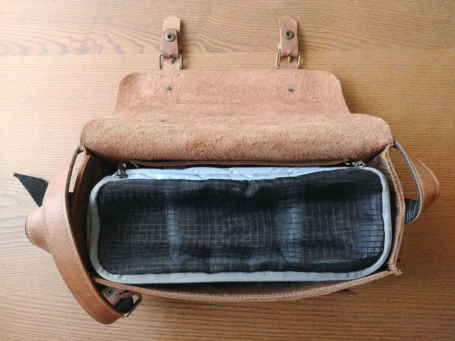 Geanta foto/video din piele