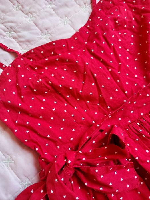 Красиви рокли, официални и ежедневни