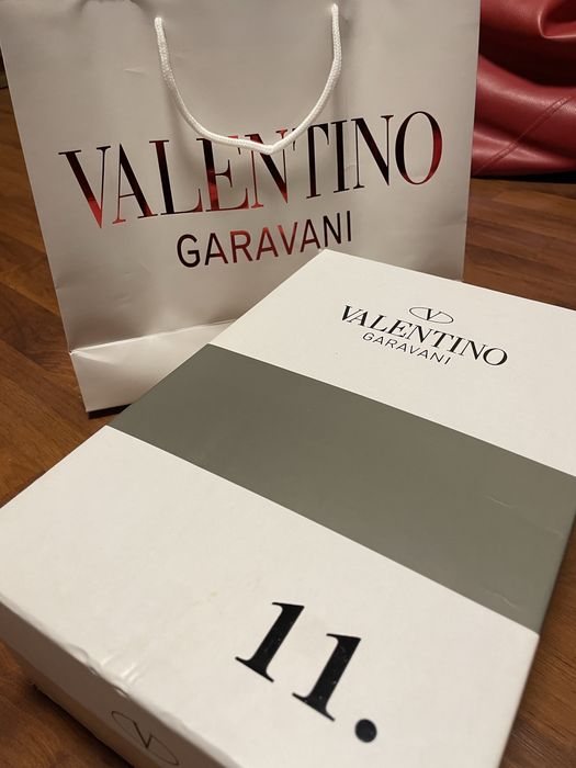 Valentino Garavani обувки