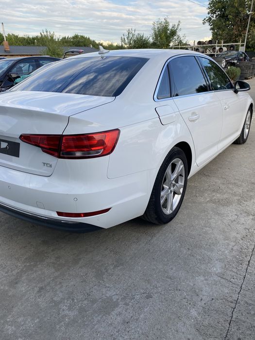Aripă dreapta spate Audi A4 B9