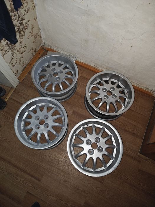 Продам диски r15 4*100 Made in Italy