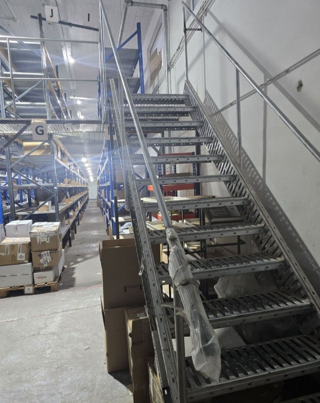 Scări metalice zincate galvanizate