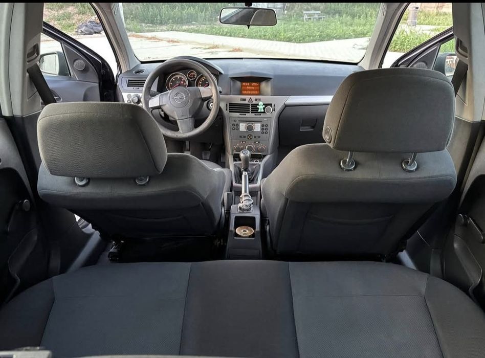 Vând urgent Opel astra H 2006