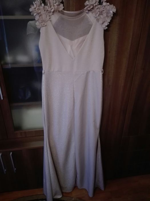 Rochie ,ingrijita,marimea 44-46
