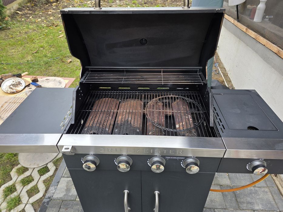 Grătar cu gaz GRILLMEISTER