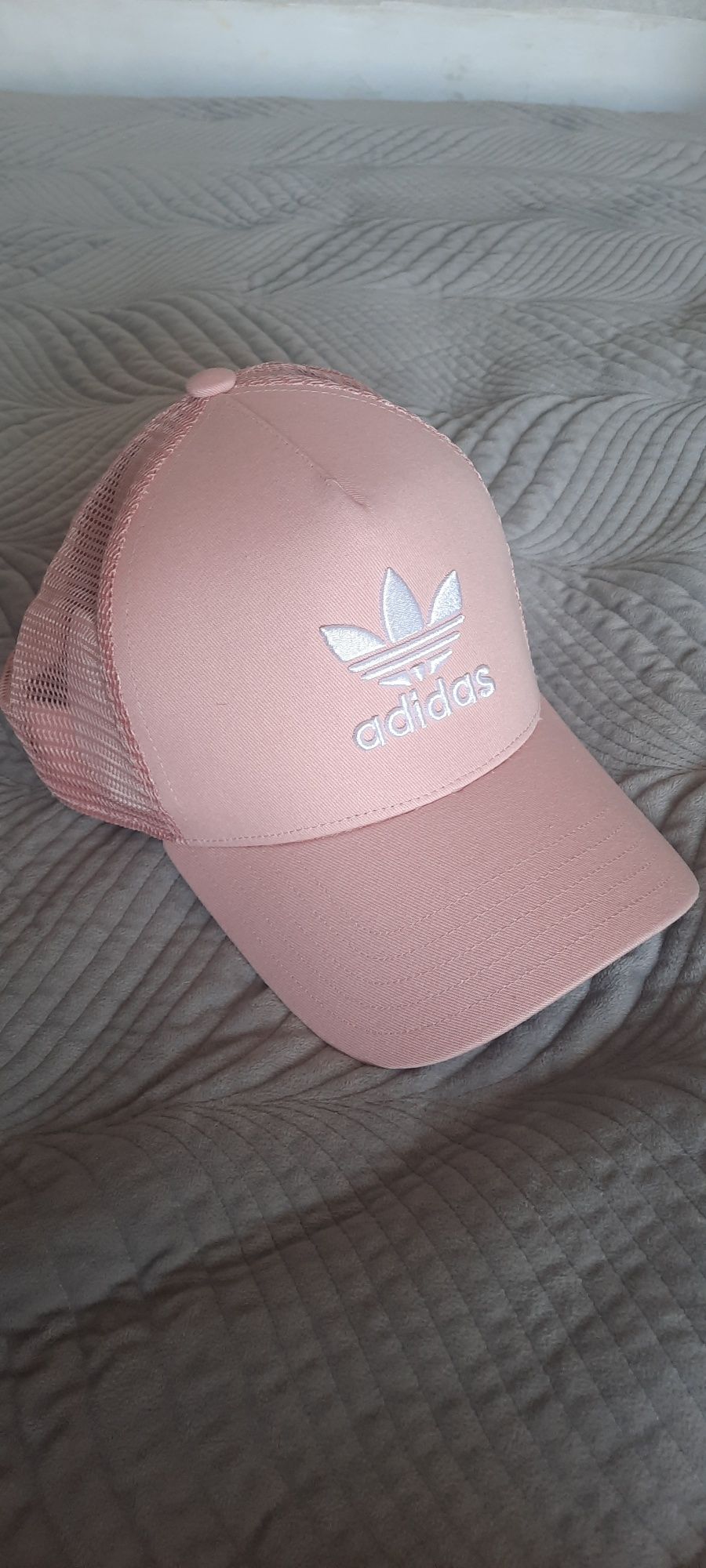 Кепка женская , adidas