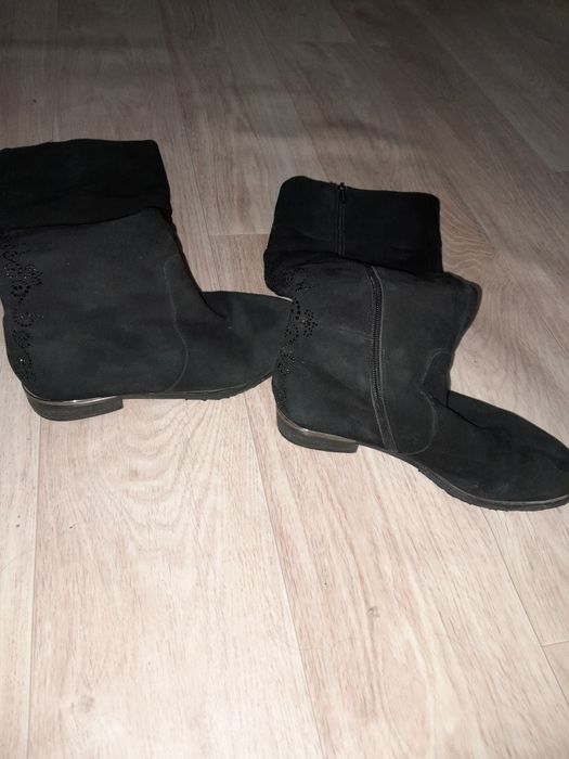 Продам сапоги размер 35