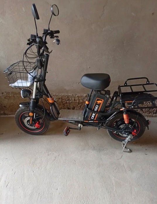 Monstr Drongo Skuter