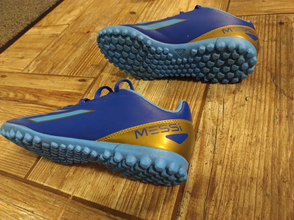 Ghete fotbal pentru sintetic 36 2/3