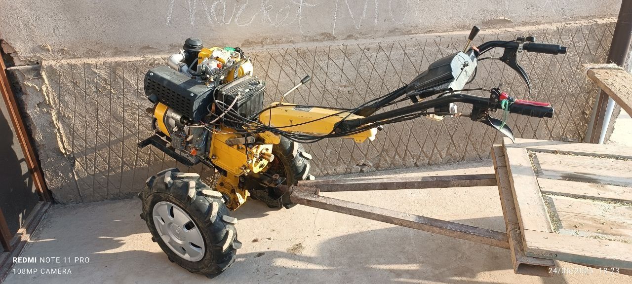 Motokultivator Disel 15 ot kuchli