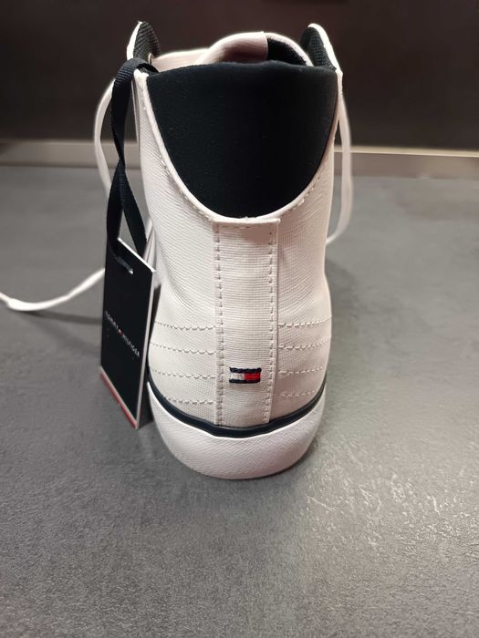 Кецове Tommy Hilfiger