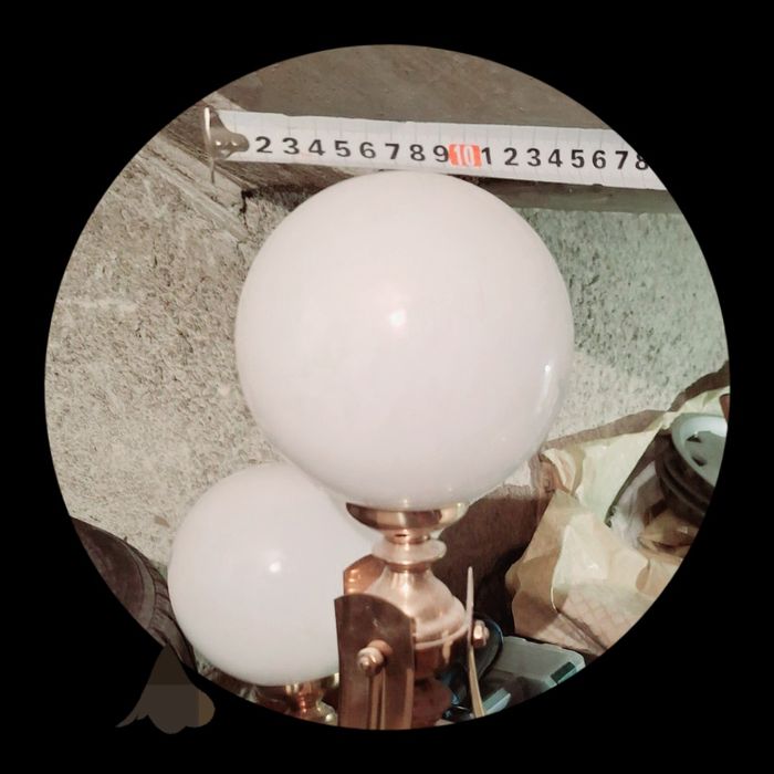 Продавам лампион