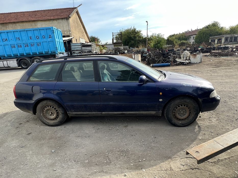 Audi A4 B5 1.8 НА ЧАСТИ