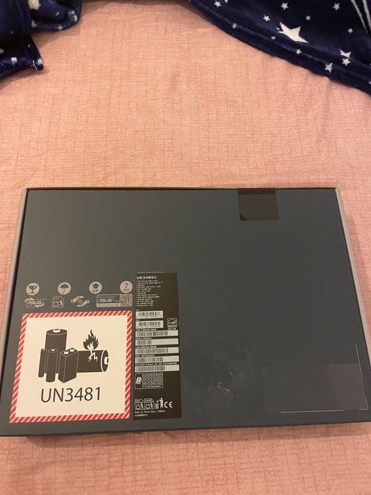 ASUS Zenbook 14 OLED