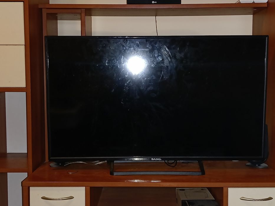 Телевизор SANG LE-40A10