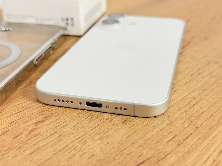 iPhone 16 55 зареждания!!!