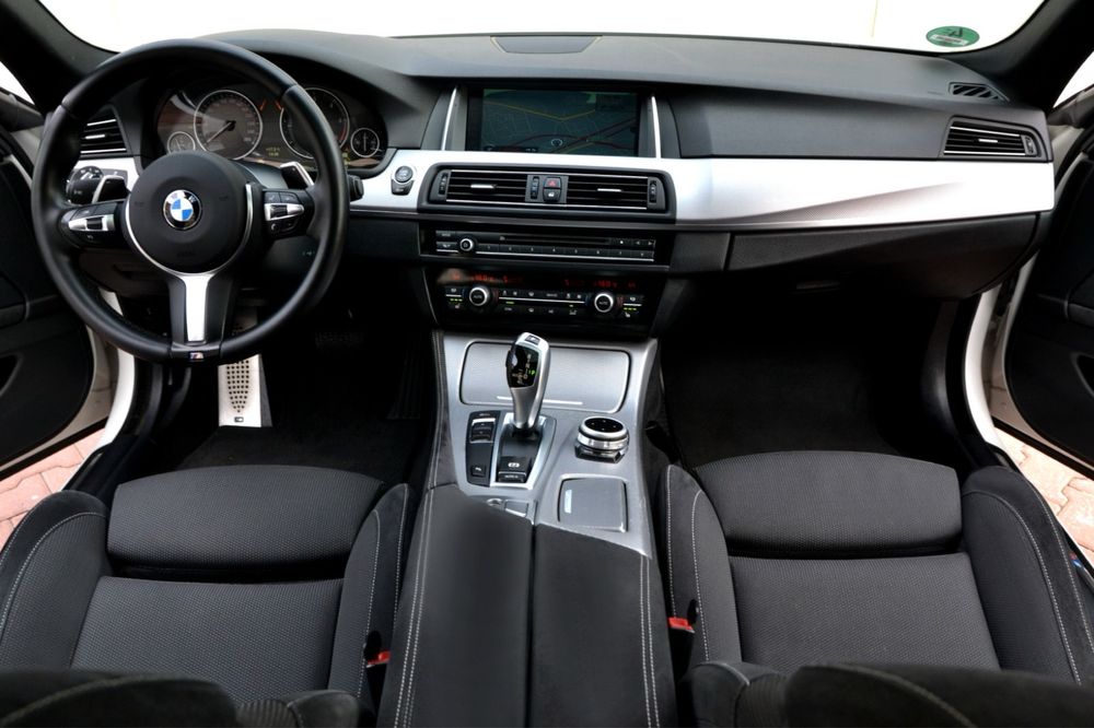 BMW 520D F10 Face -lift/M Packet /interior M sport/Trapa/Shadow Line