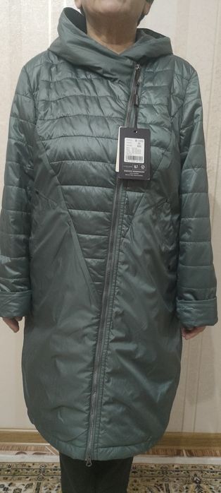 Плащ утеплённый, новый,