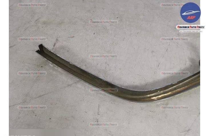 Ornament Cromat Bara Fata Original In Stare Buna Mazda  3 BM [facelift