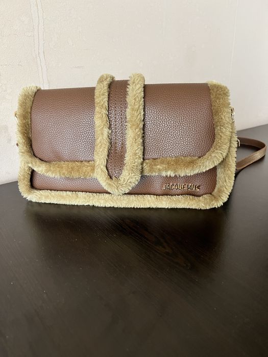 Продавам чанта JACOMOUS