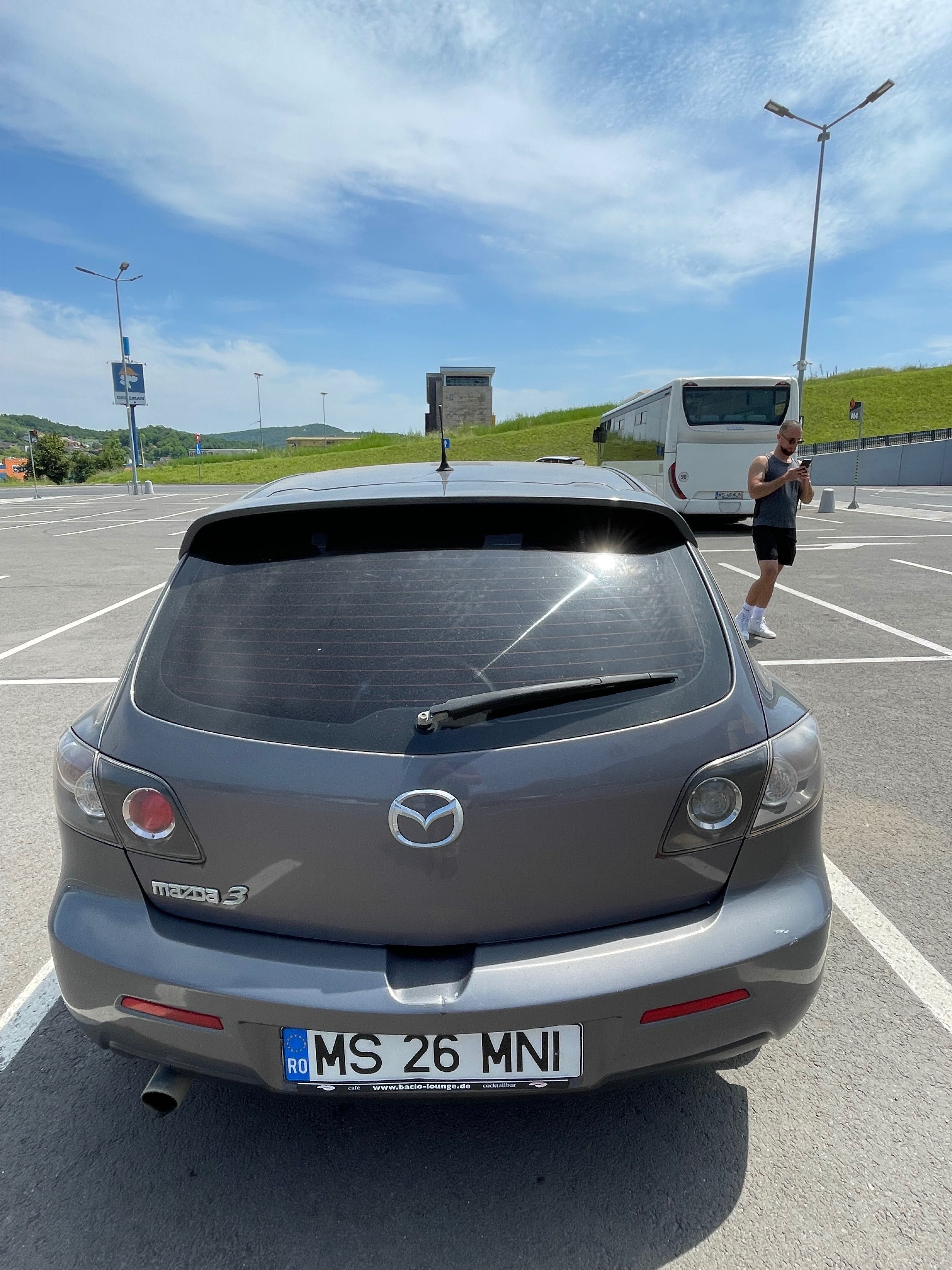 Mazda 3 /1.6 Benzinã 105 CP/ Cutie automatã Sport.