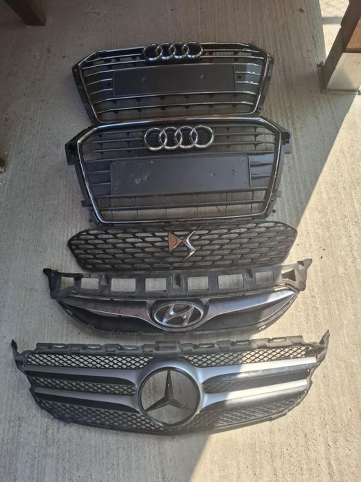 Grila radiator Audi A4 Ds4 Ds5 I40 W205