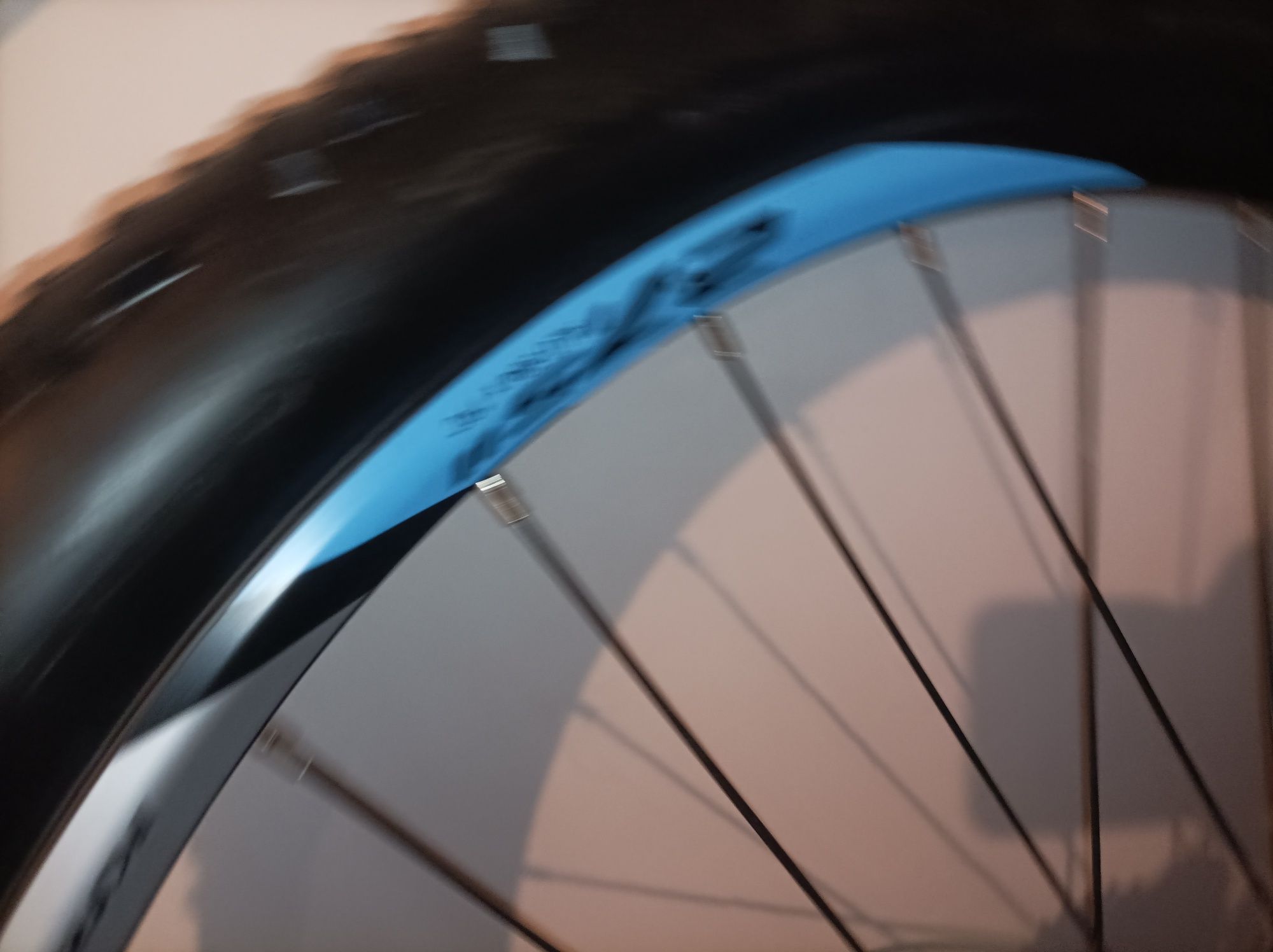 Kross Hexagon black-graphite blue glossy 2021