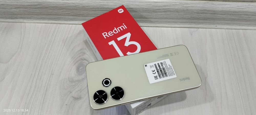 Продается смартфон Xiaomi Redmi 13