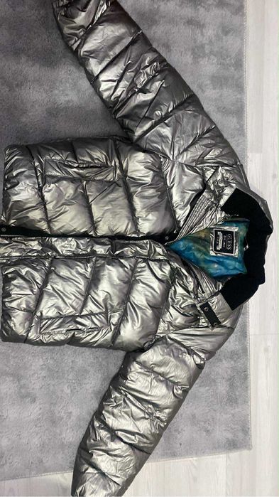 Мъжко яке guess зимно L размер