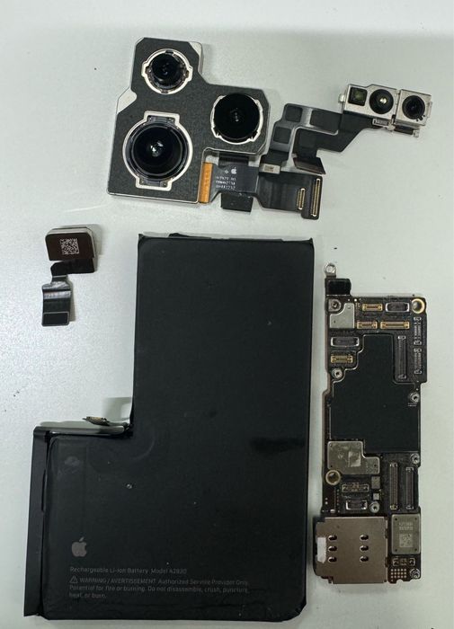 Placa de Baza iPhone 14 Pro Max - Perfect functionala !! + Camera !!