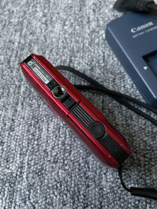 Camera Foto Digitala CANON PowerShot SD780 IS Digital Elph Red 12.1MP