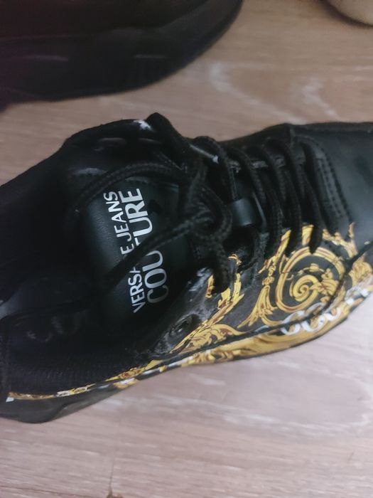 Adidasi negri Versace jeans couture