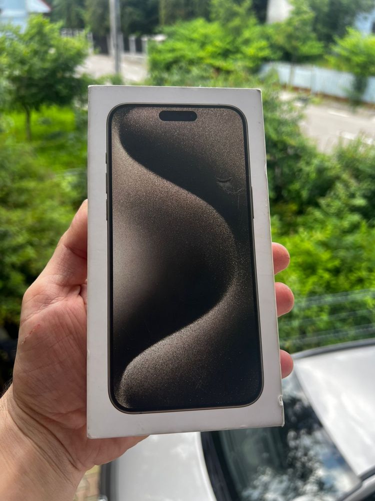 Iphone 15 Pro Max 256 Titanium / Neverlocked