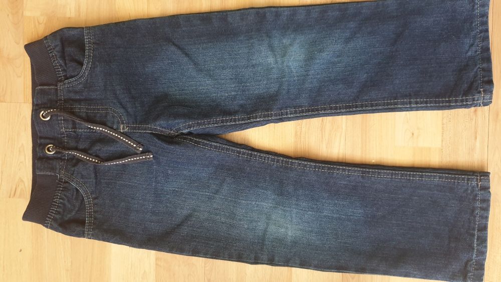 Детски дънки за момче, размер 110