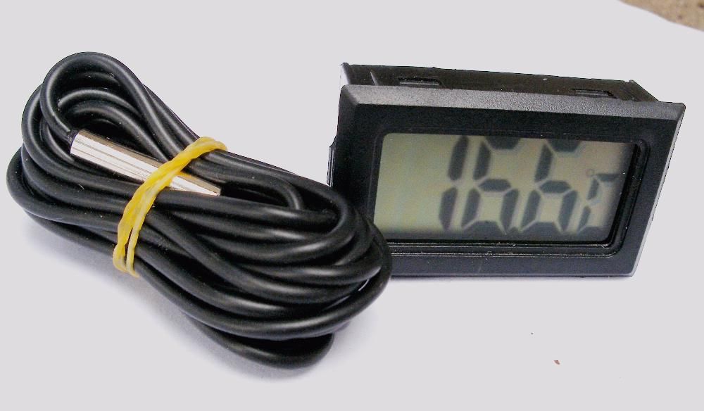 Панелен LED / LCD термометър -50 - +110 ° C със сонда червен/син/зелен