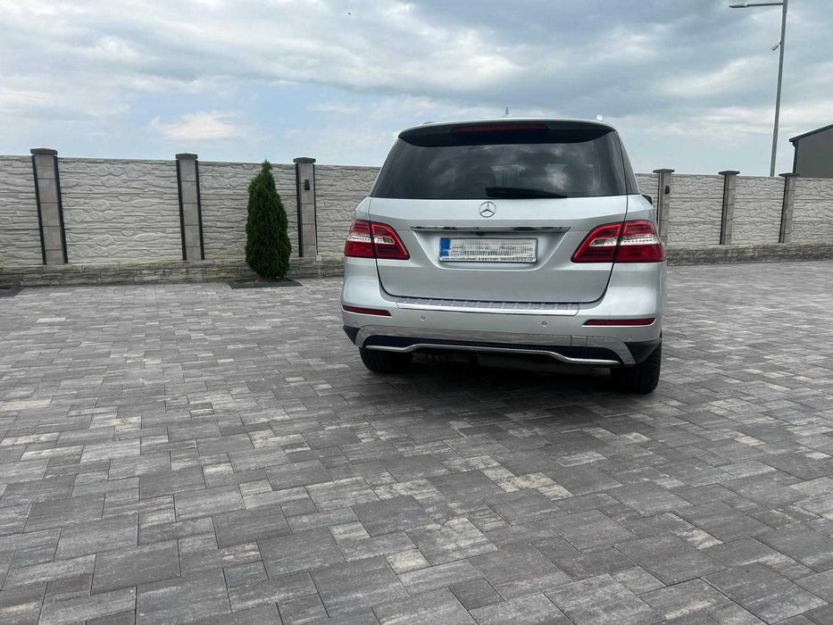 ML 350 bluetec 4 matic an 2012