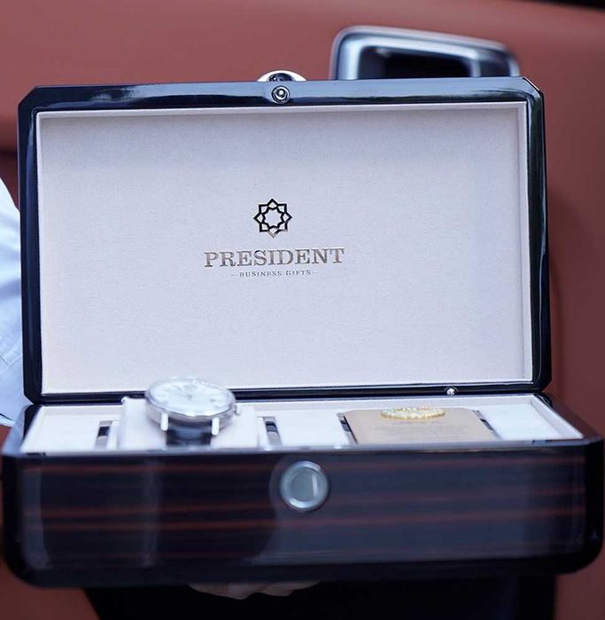 President soat original