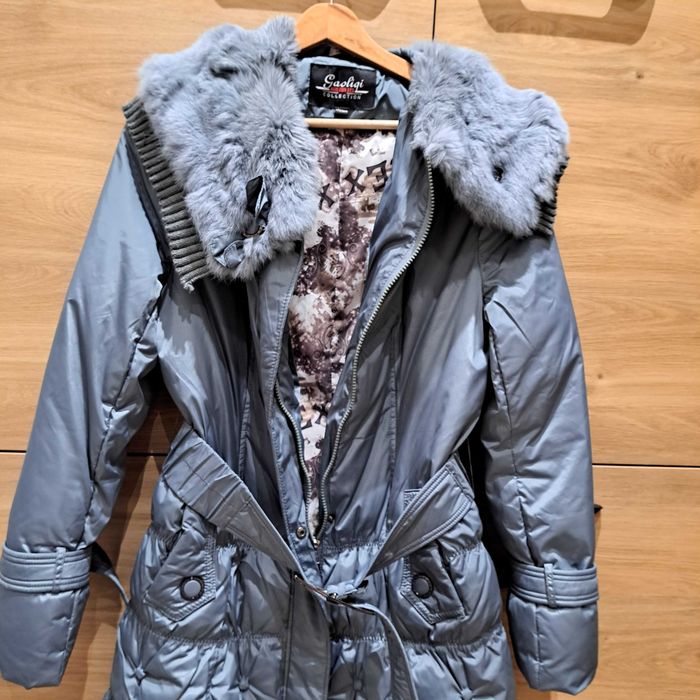 Зимно яке с яка от естествен косъм