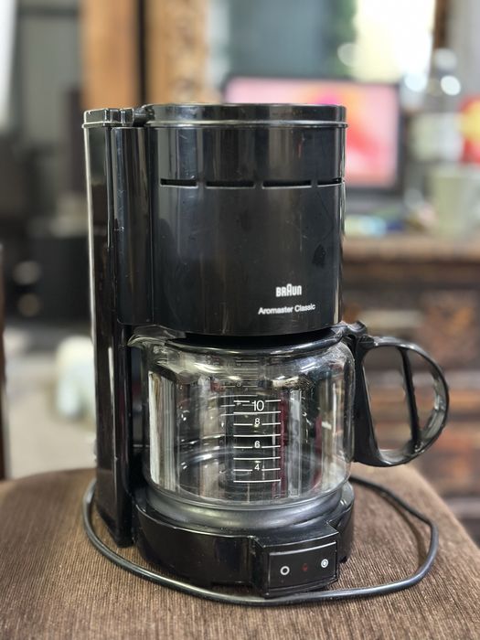 Кофеварка Braun.