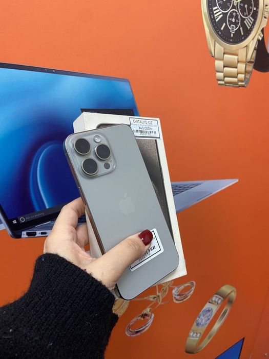 Iphone 15 pro max /89%