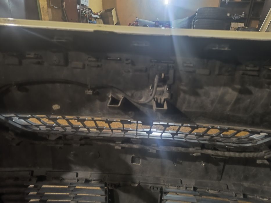 Peugeot 3008 предна броня кт