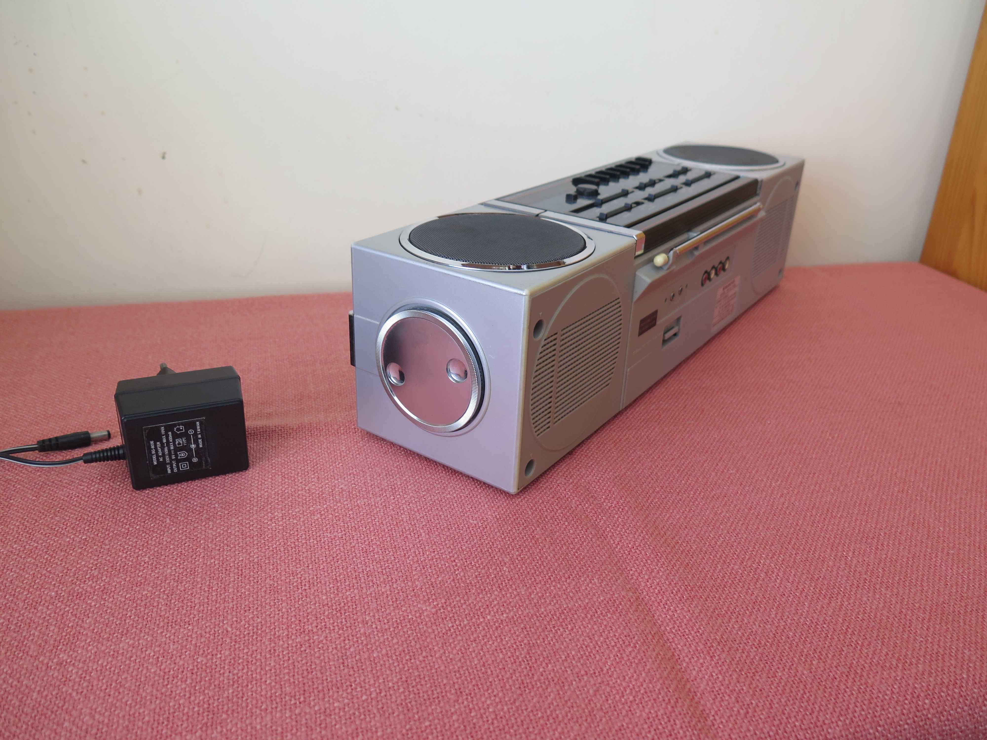 Sanyo Cubic Stereo M-7735L, 1985 ,Japan- радиокасетофон