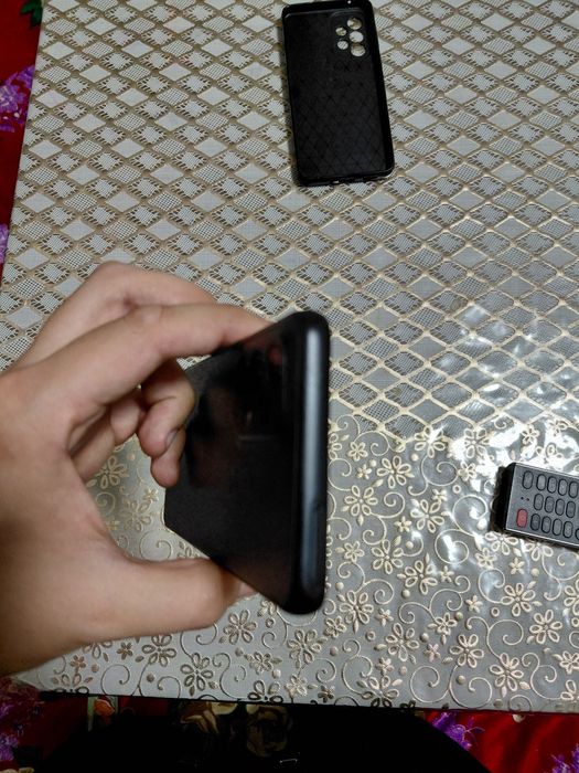 Срочно келишилган нархда телефон сотилади, Самсунг А33 , холати яхщи т