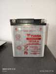 Baterie moto YB12A-A YUASA veche și YB16AL-A2