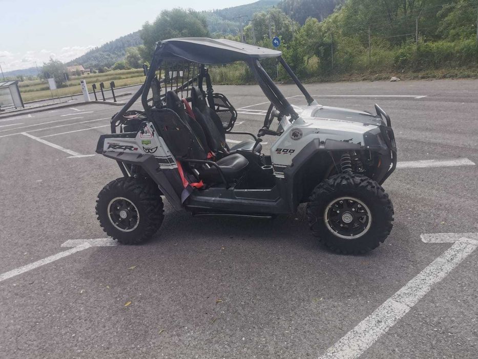 Vând polaris 800 rzr s
