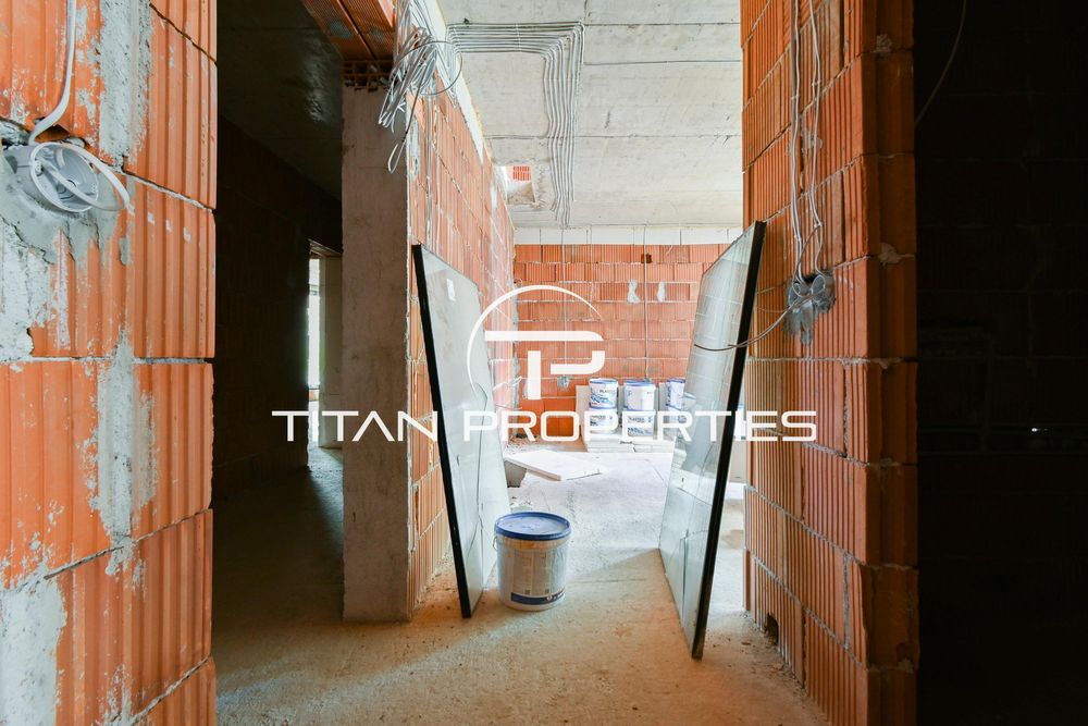 Продава се Двустаен апартамент в София, Малинова долина - 41 кв.м за 2074 €/кв.м - Снимка #1