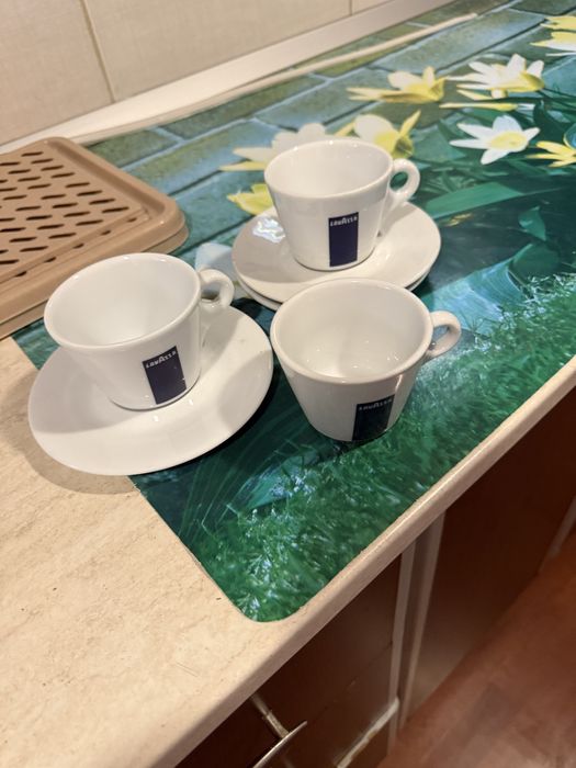 Vand cafetiera 10 litri si cesti cafea lavazza profesionale