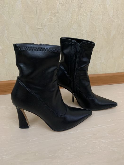 Обувь женская в отличном состоянии