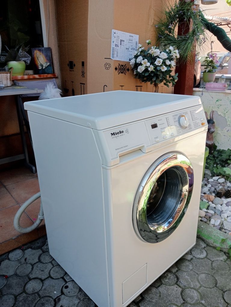 Masina spalat  Miele clasa AA  1400 rotati 6 KG